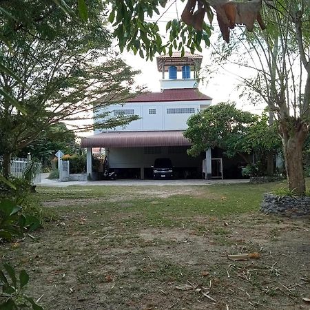 Phra Ae Apartments Ko Lanta Extérieur photo