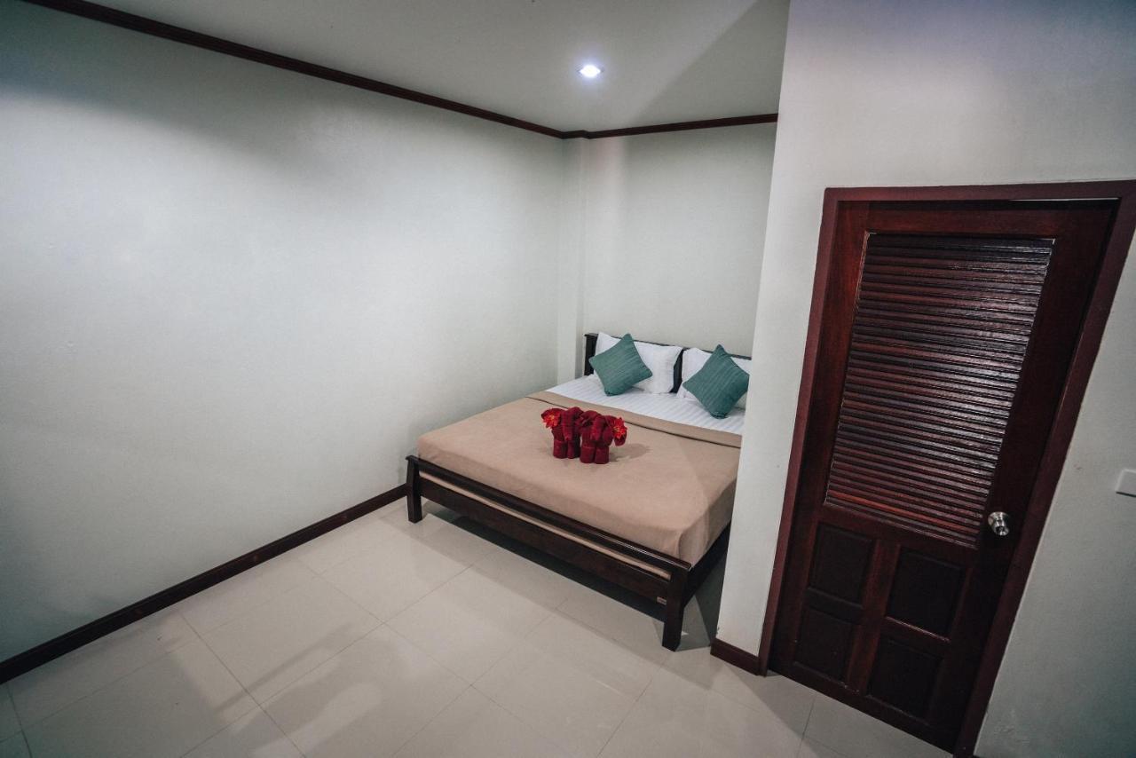 Phra Ae Apartments Ko Lanta Extérieur photo